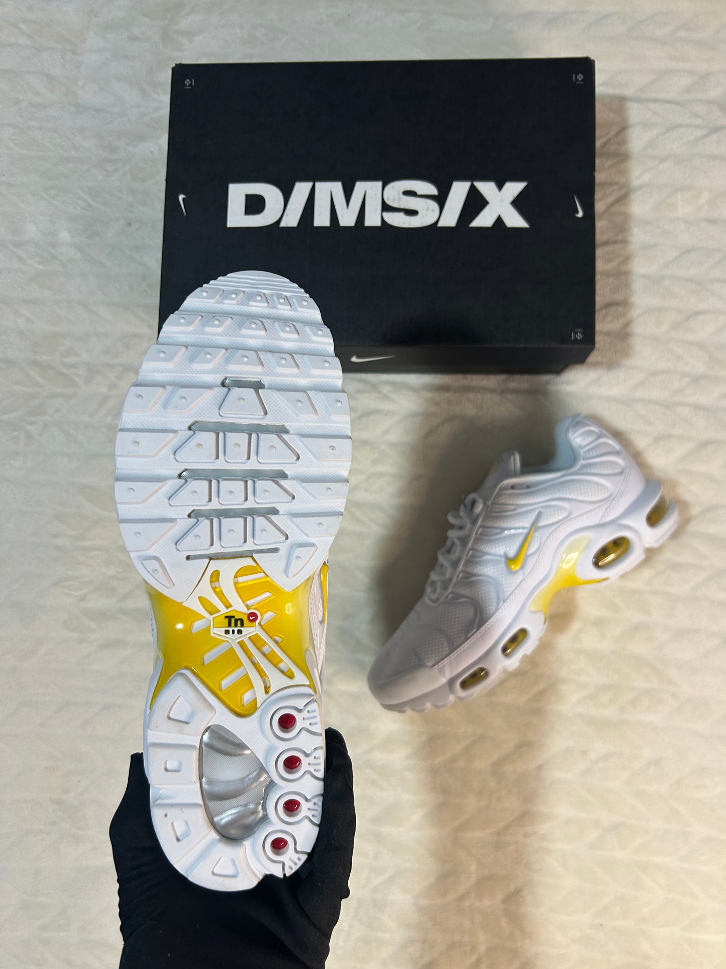 NIKE TN PIKACHU