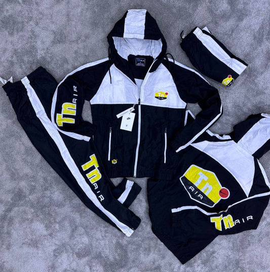 CHÁNDAL NIKE TN NEGRO